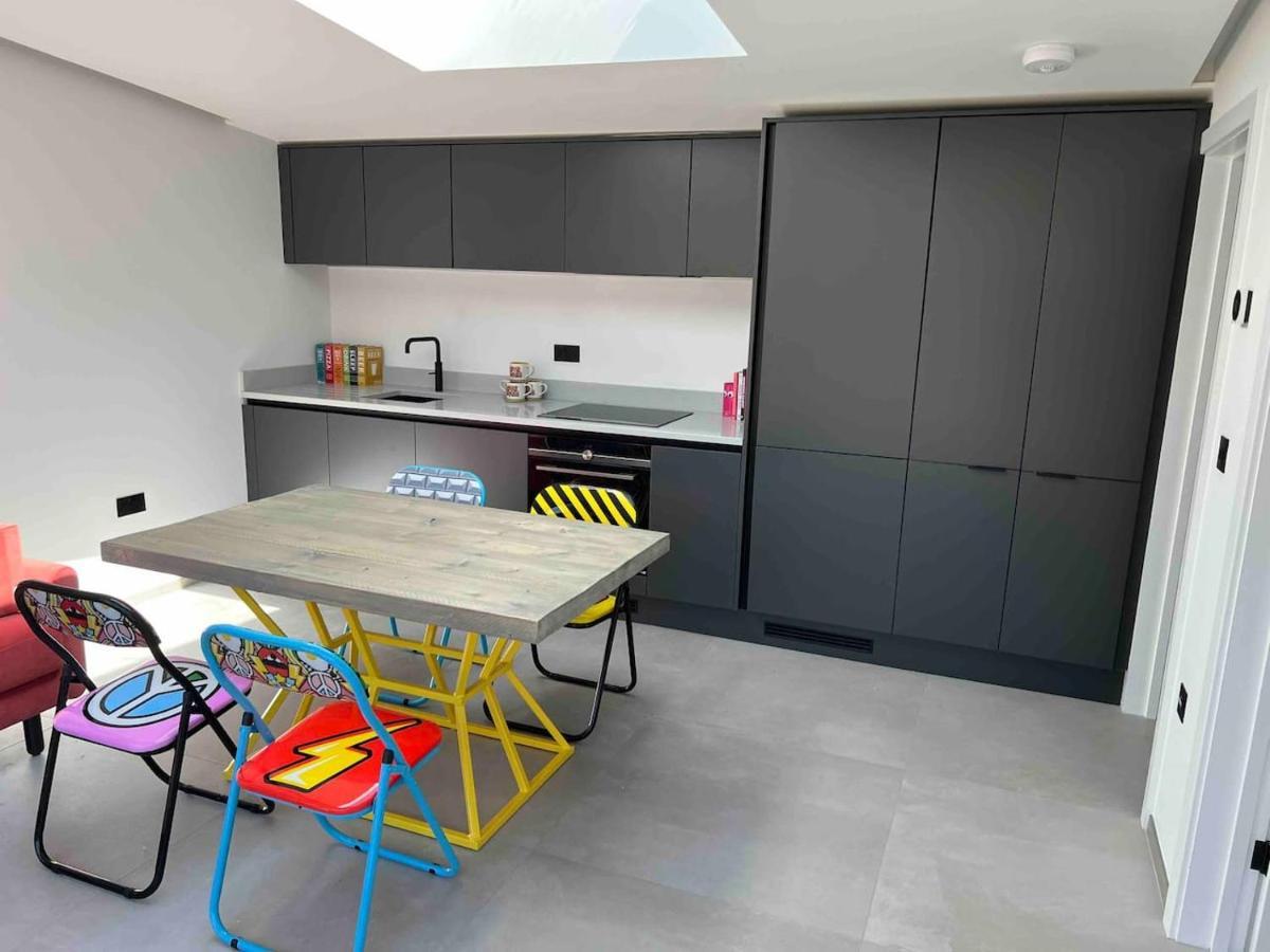 Modern Design, Parking, Central Of Christchurch 크리스트처치 외부 사진