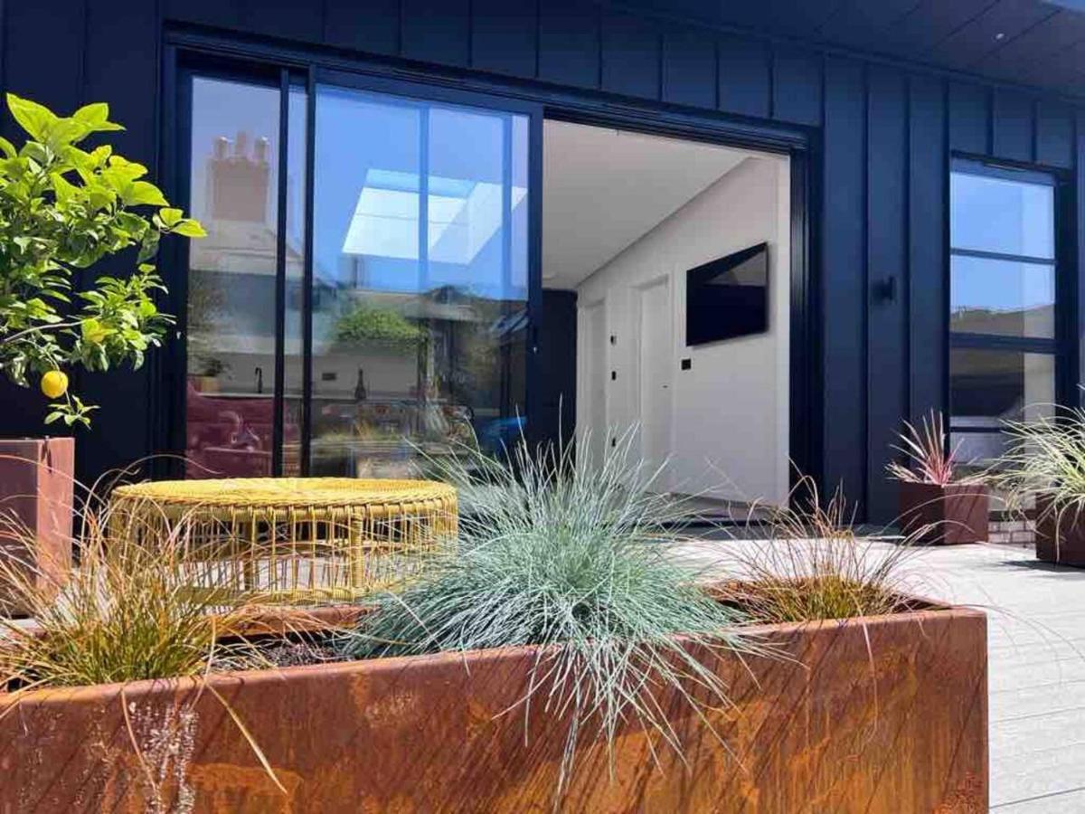 Modern Design, Parking, Central Of Christchurch 크리스트처치 외부 사진